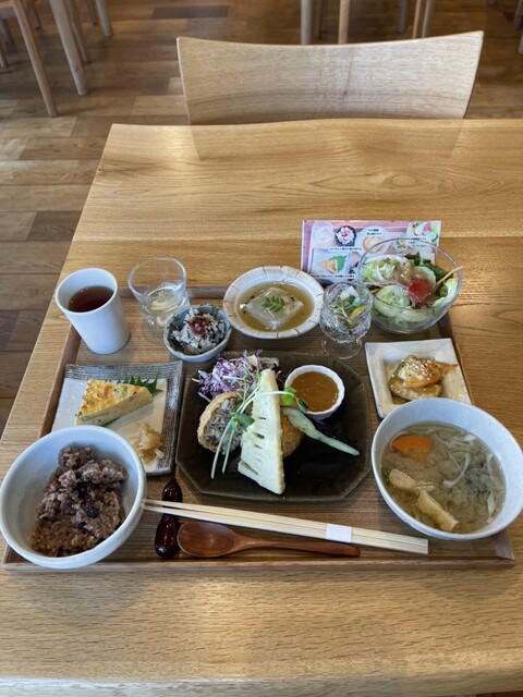 Big Mountain Cafe & Farm