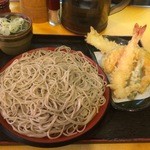 味奈登庵 - つけ天そば　700円