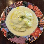 モンロー - ホワイトソースがけオムライス　1000円