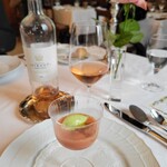 マダム・トキ - テーブルがピンク色に、、、(’-’*)♪