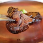 マダム・トキ - お肉はほろほろでフォークに刺すのも 落ちてしまうのではないかというくらい柔らかい