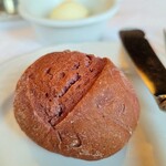 マダム・トキ - 赤ワインのパン