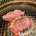 やきにくホルモン 幸心 - 