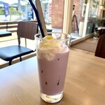 cafe&co-create 月と星と - 木・金曜日　『月と星と』   紫いもラテフロート　11:00〜17:00