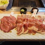 熟成和牛焼肉エイジング・ビーフ - 