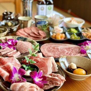 特選肉を食べつくすコース