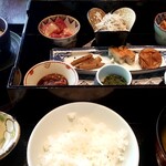 湯回廊 菊屋 - 