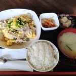 Shinano Garden COSMOS - 豚バラ卵炒めランチ