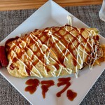 GOHAN-YA あたしんち - オム焼きそば 1,200円(税込)。