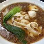 鶏西大冷麺 - 辛く無い刀削麺