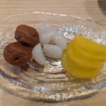 諒麿 - 漬物盛り合わせ：３００円