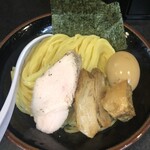 麺心 國もと - 特製つけ麺(中)の麺のアップ