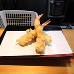 天ぷら 天若 - 海老、イカの紫蘇巻