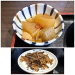 酒佳蔵 - ◆小鉢が煮物というのは、ナンか嬉しい。 ◆お出しを引いた後の（だと思う）、昆布と鰹。こう言う品も好きですし、いいご飯のお供に。♪