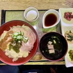 おとうふ市場 大まめ蔵 - ねば湯葉豆腐丼¥1078