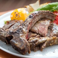 Tボーンステーキ(400g) フライドポテトを添えて