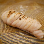 にぎり鮨 一五〇 - 炙り鰆（おすすめ）