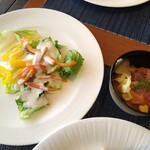 Casa Oceano - 私（サラダ、ミニ海鮮丼）