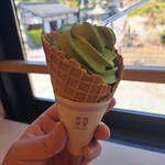 MACCHA HOUSE 抹茶館 善光寺仲見世通り店 - 余りにも美味しそうで、ちょっと食べちゃいました(((^_^;)