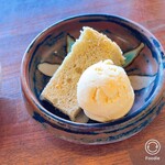 沢のそば 灯 - そば粉のシフォンとハチミツジェラート