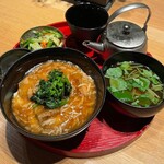 ホタテと菜の花の湯葉あんかけどんぶり