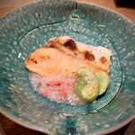 Osushi Awase Sushi Horikawa - 旬の食材を楽しめる逸品をご用意。
      素材を活かした味わいをご堪能くださいませ。
