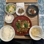 Kosumo Chuu Bou Kanda Ken - 日替わりランチ（回鍋肉）