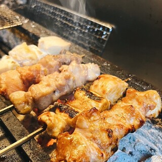 You can order from just one skewer. Our recommendation is grilled chicken made with carefully selected domestic chicken, grilled over charcoal.