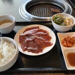 Sakuragichou De Yakiniku Douraku - 