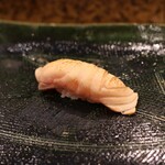 にぎり鮨 一五〇 - 炙りサーモン