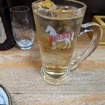 秋田乃瀧 - ハイボール（ホワイトホース）。