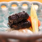 参宮橋 あさや - 酸味でスッキリと引き締めながらも、一口に膨らむ薫香とタレの香ばしさが同化しながら、ひと噛みごとに彩りを添える美味しさに！