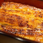 参宮橋 あさや - 奥は蒸し焼きの一手間加えた共水うなぎ