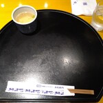 洋麺屋　五右衛門 - お盆、箸、スープ