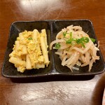 沖縄食堂Dining 東雲 - カレー味マカサラと茹でもやしが付き出し