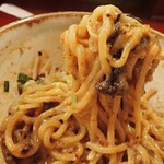 まぜ麺マホロバ - 中太麺
