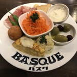 BAR BASQUE - 