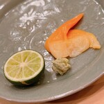 木挽町 とも樹 - 三重の青柳。この青柳の小柱もつまみでいただきます