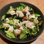 Grilled scallops and crab choregi salad