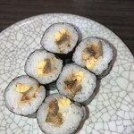 亀正くるくる寿司 - うな玉巻き