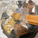 ケーキ&カフェ ニコル - お任せお菓子セットです♪