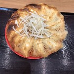 Hamatarou Gyouza Senta- - 赤餃子ダブル(12個) 税込770円