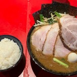 ラーメン 厚木家 - 