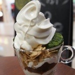 茶の彩 - 抹茶わらび餅ミニパフェ550円