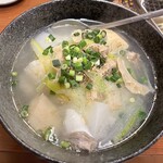 焼肉 広鈴 - 4️⃣コムタン　牛のスープ、お粥　　850円