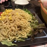 炭火焼と海鮮 手づくり豆富 まいど！ - 北海道ゴマ味噌ラーメンサラダ