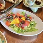 ホテルあかね - スモークサーモンのサラダ✨