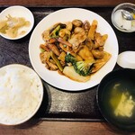 栄慶 - ある日の八宝菜セット