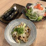 Sumibiyaki Tori To Doteryouri Taishuusakaba Jihei - 空豆　野菜サラダ　皮ポン