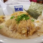 風風ラーメン - とんこつパーコー麺。